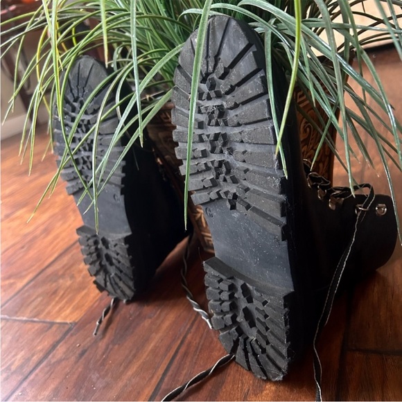 Urban Outfitters Real Leather Grunge Combat Lace Up Boots - Picture 4 of 8